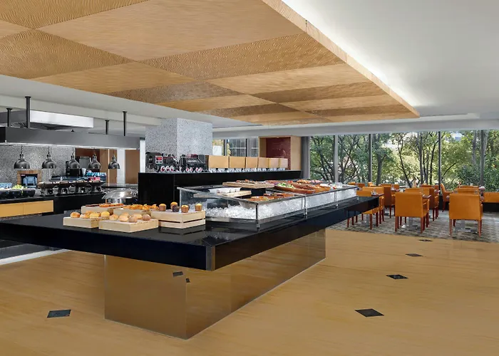 Courtyard By Marriott Shanghai Central